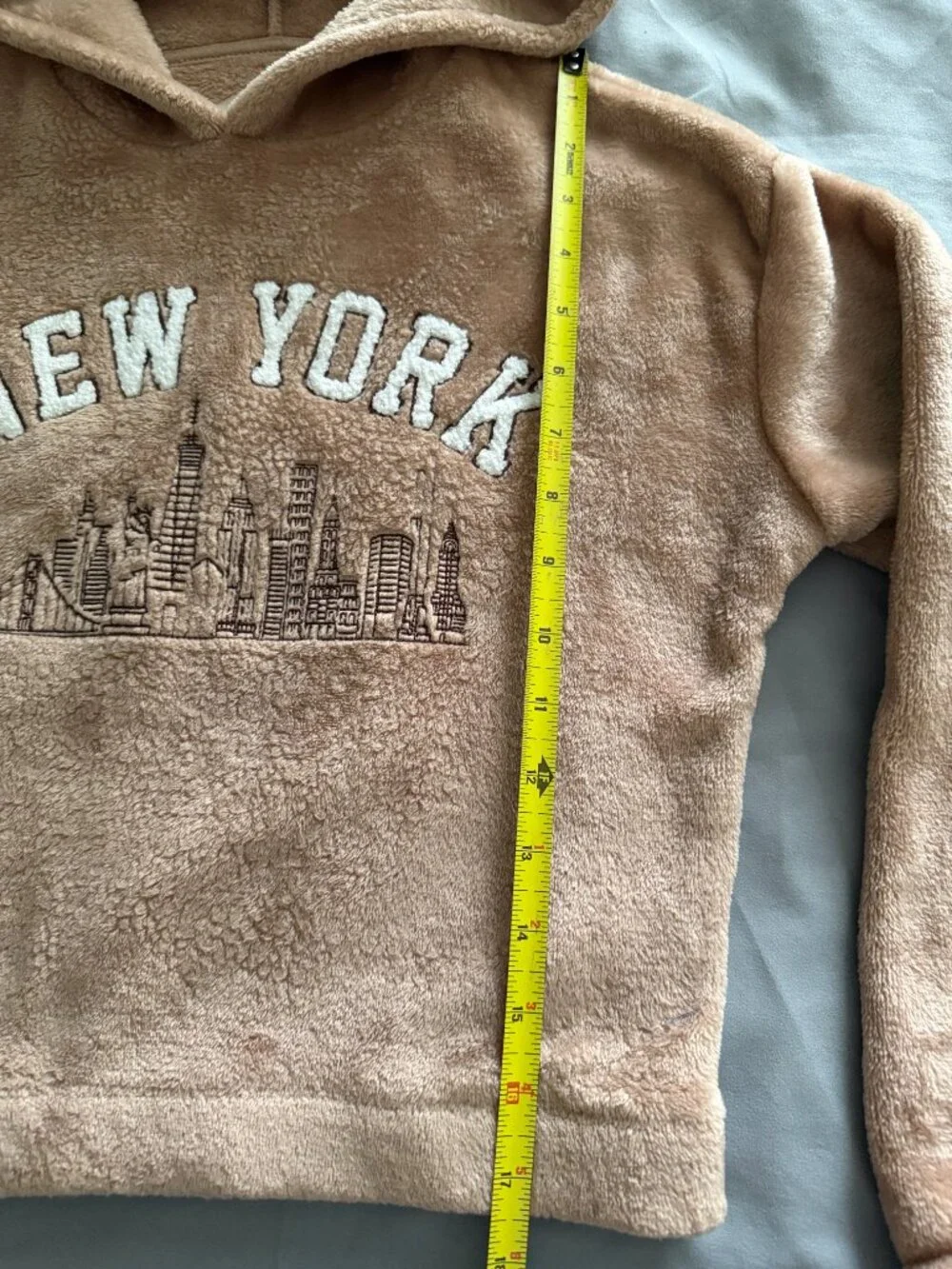 No Comment hoodie for girls featuring a city size 10-12